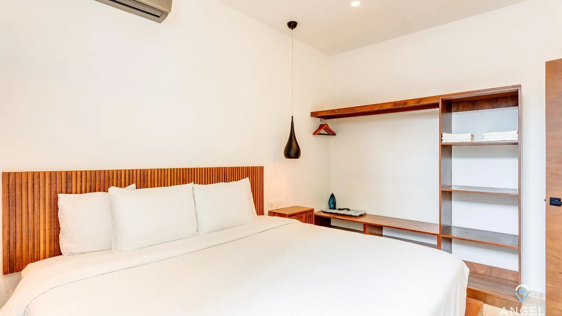 Chic Condotel With Roof Pool 10-Min Walk To Beach Playa del Carmen Lägenhet