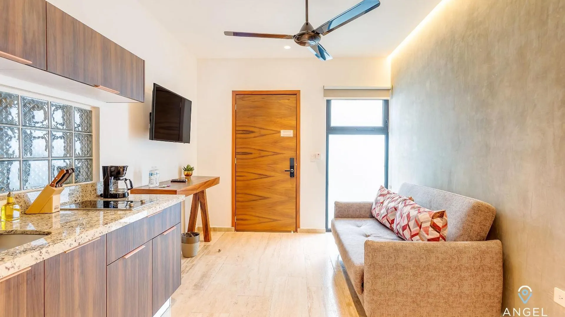 Chic Condotel With Roof Pool 10-Min Walk To Beach Playa del Carmen Lägenhet